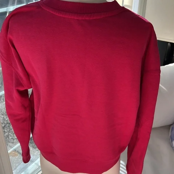 Calvin Klein sweater Fushia color size small - Picture 3 of 4